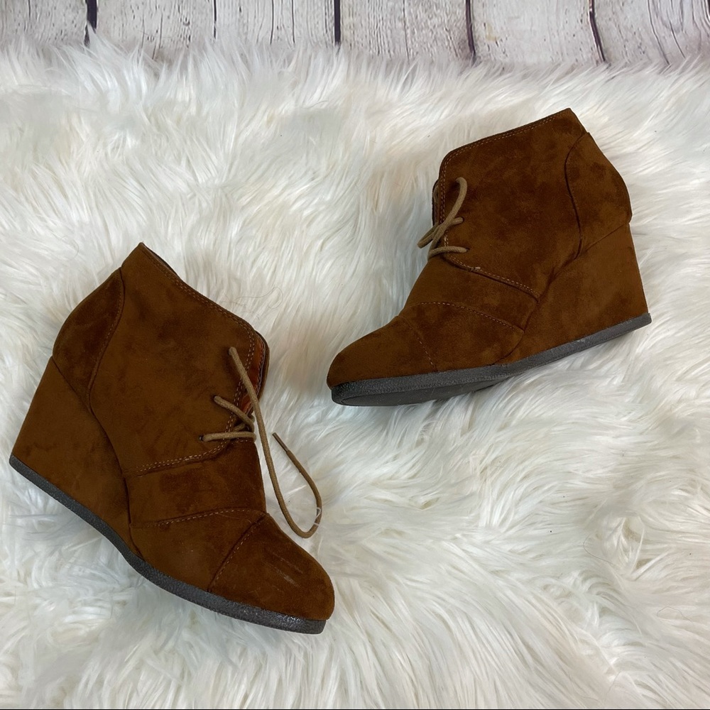 [Dream Pairs] Brown Suede Wedges
